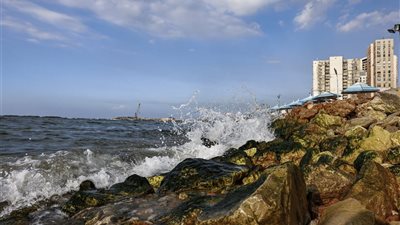 عاجل من هيئة الأرصاد للمواطنين .. رسالة هامة بشأن تسونامي البحر المتوسط