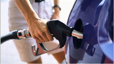 فولت عربيتك بكام النهاردة؟ أسعار البنزين والسولار اليوم في مصر 11-8-2024 هل زاد ثمن الغاز الطبيعي وأسطوانات البوتاجاز؟