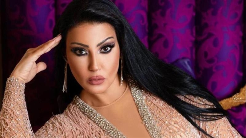 هجوم على سمية الخشاب