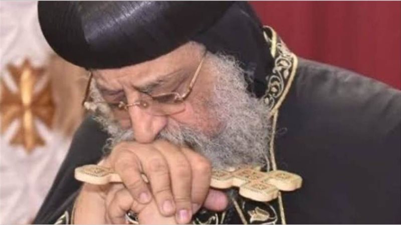بكاء البابا تواضروس
