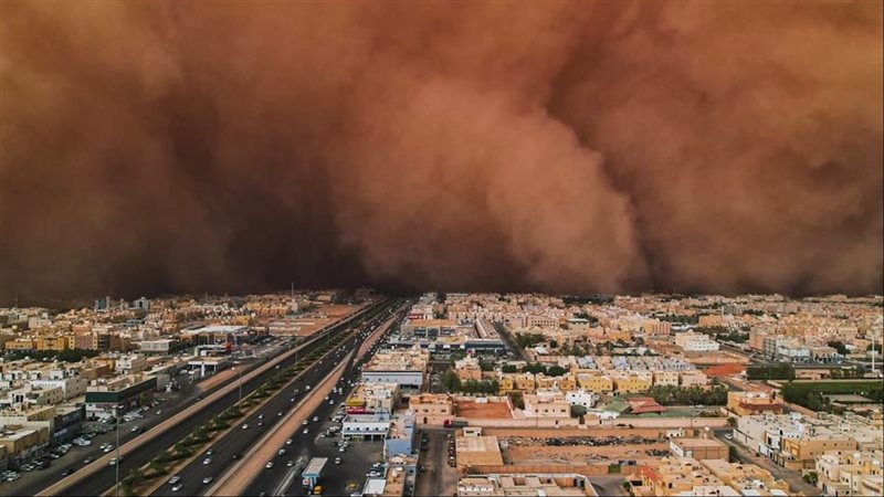 سيول وعواصف رملية