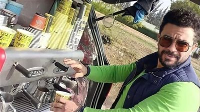 لماذا تم منع هذا الممثل من الصلاة في المسجد؟.. الأوقاف ترد اعتباره