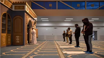 هل وزارة الكهرباء تغلق المساجد من أجل عدم سداد المديونية؟