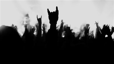 باند موسيقي يحول آيات القرآن الكريم إلى اغاني 