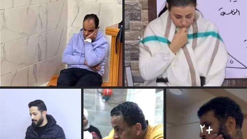 الحزن يسيطر على مدرسين