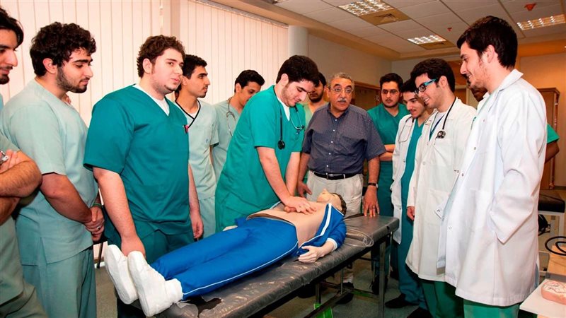 عاهد تضمن لك العمل