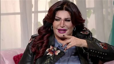 نجوى فؤاد توجه رسالة للداعين للحجاب بتصريحات جريئة جدًا دون خوف