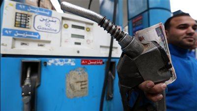 اكتشاف بئر بترولي جديد في مصر: هل سيؤدي إلى انخفاض أسعار البنزين والسولار؟ برلماني يكشف التفاصيل ويفجر مفاجأة للمواطنين