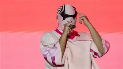 اخيرا عرفنا مين هو.. اعرف شخصية المطرب توليت الحقيقية وتصريحات عاجلة