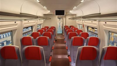 لهؤلاء الطلاب من بكره بقرار رسمى من السكة الحديد هتركب القطر المكيف من غير ما تحجز