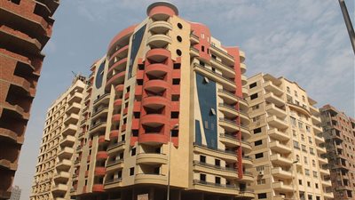 خبير عقاري يكشف 3 سيناريوهات محتملة لانخفاض أسعار العقارات في مصر وتأثيرها على السوق