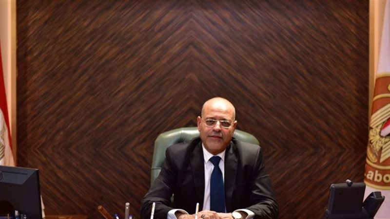 قبل دفع جنيه واحد