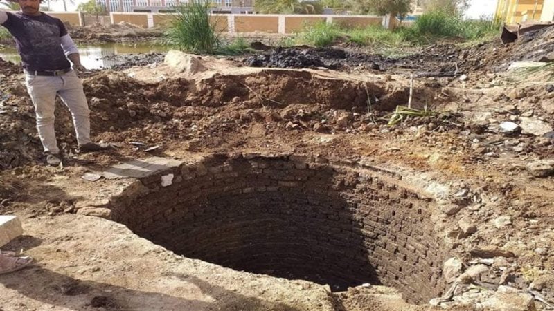 مصرع 3 عمال أثناء