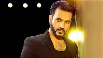 الله يكون في عونه...الموت يفجع المطرب ايساف فى اقرب الناس اليه والجنازة بعد قليل