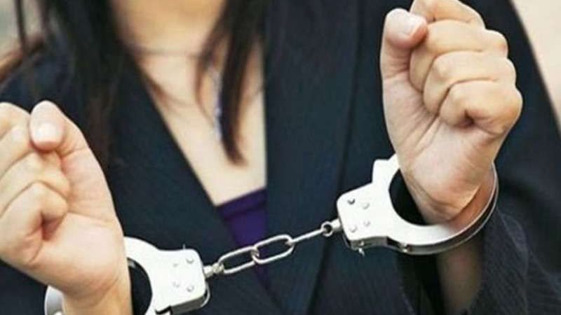 القبض على فتاة التيك