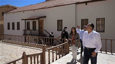 ايه اللى بيحصل فى دير سانت كاترين...هل تم بالفعل طرد الرهبان واخلائه؟...مصادر رسمية تكشف الحقيقة