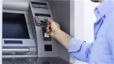 خلال ثواني .. خطوات سحب الأموال من ماكينات الصراف الآلي الـ ATM من غير بطاقة 
