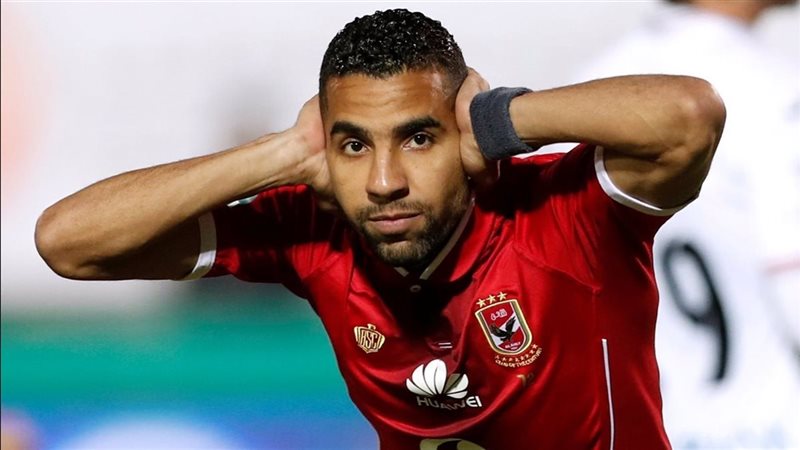 الحوار كله فييك ومفيش
