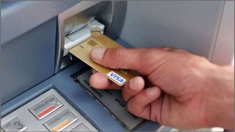 ماكينات الـ ATM