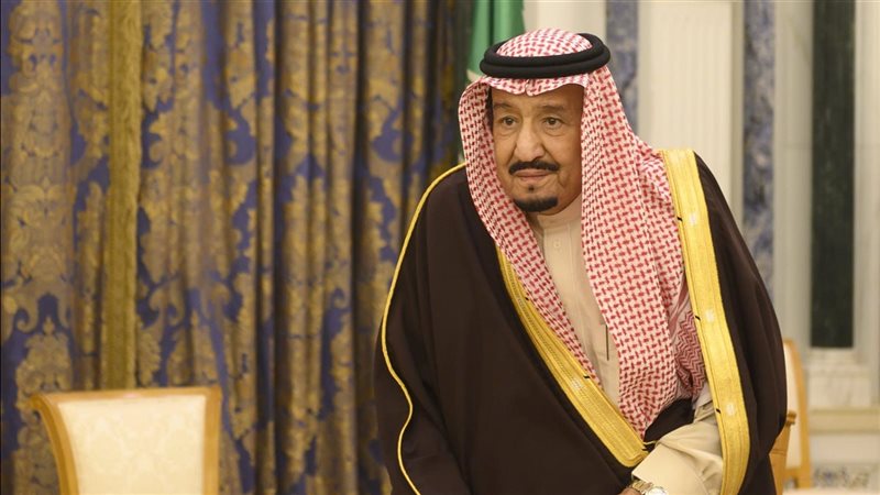 ماذا يحدث مع الملك