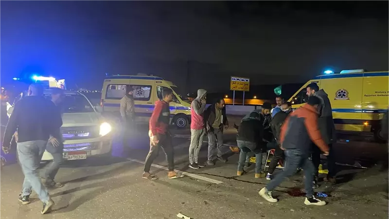 حادث تصادم بين سيارتين