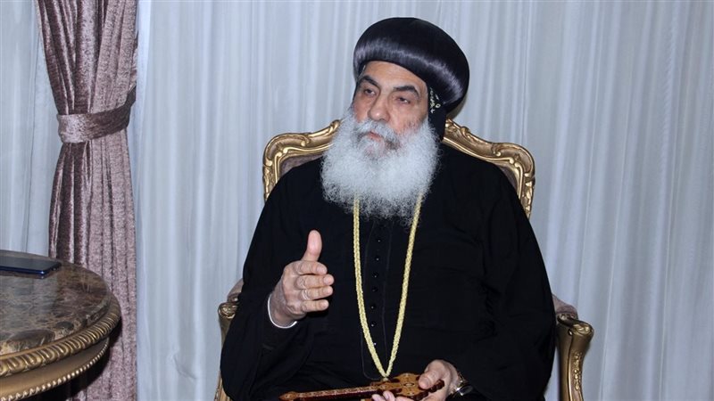 الأنبا بنيامين يوضح