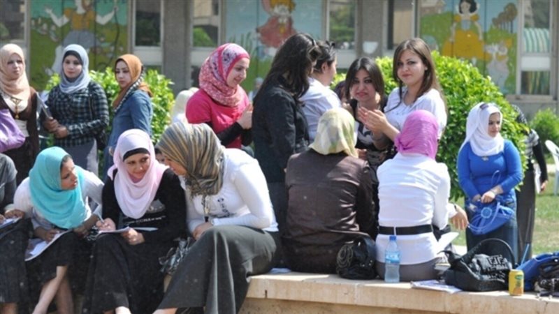 معلمة تنشر منشور