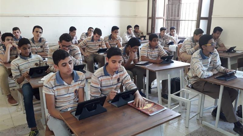 طلاب