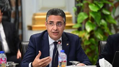 تصريح هام من وزير التموين بشأن رغيف الخبز البلدي المدعم