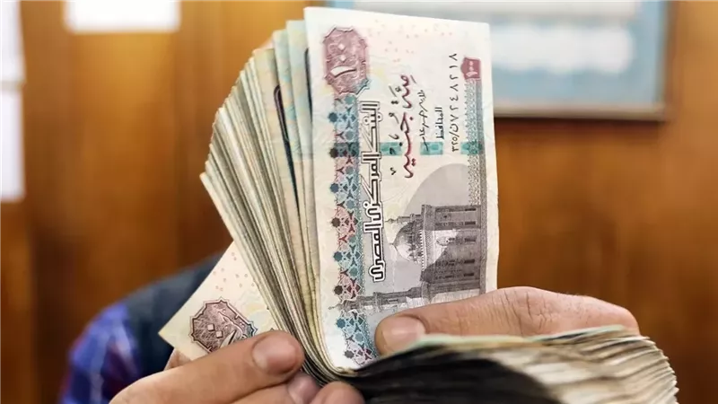 موعد صرف مرتبات
