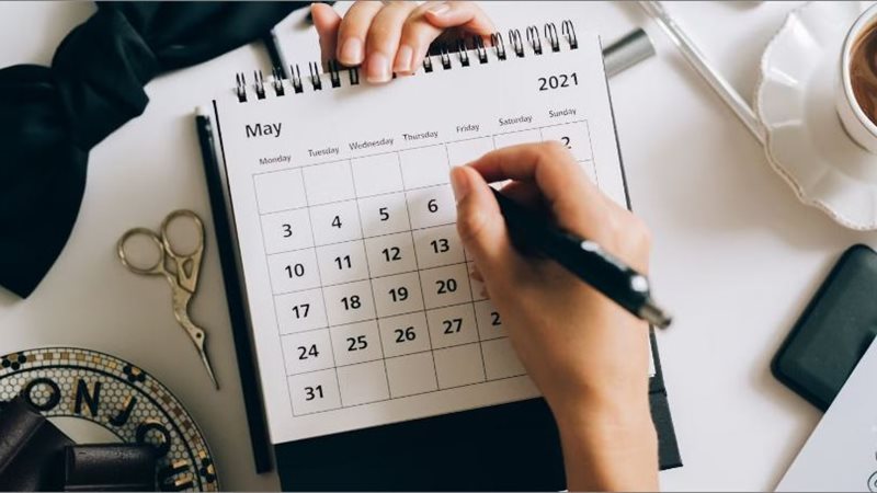 مواعيد الإجازات الرسمية