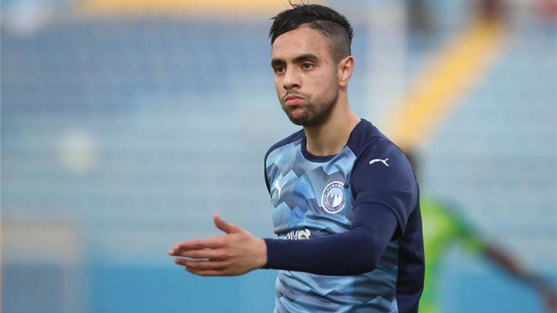 نادي بيراميدز منفتح
