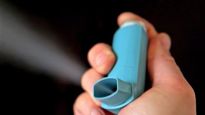 يعانى من أزمة تنفسية...ابن فنان معروف يتعرض لوعكة صحية مفاجئة...فاعرف طرق العلاج و ازاى تحمى نفسك