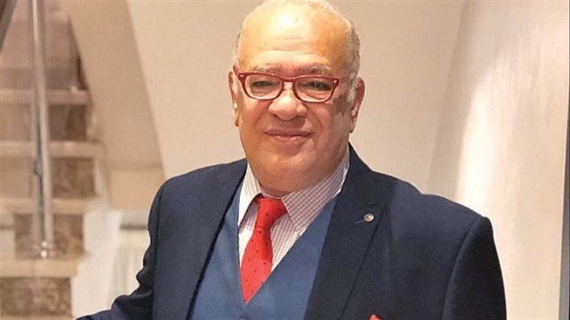 فاجأ الفنان صلاح