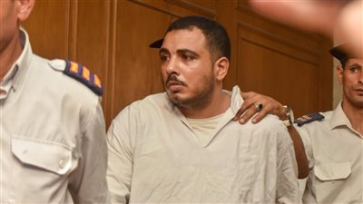 فرصة أخيرة أمام 