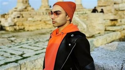 العراف المشهور التى تنبأ باشياء كثيرة حدثت بالفعل يظهر من جديد بسلسلة توقعات مثيرة للقلق فى ٢٠٢٥