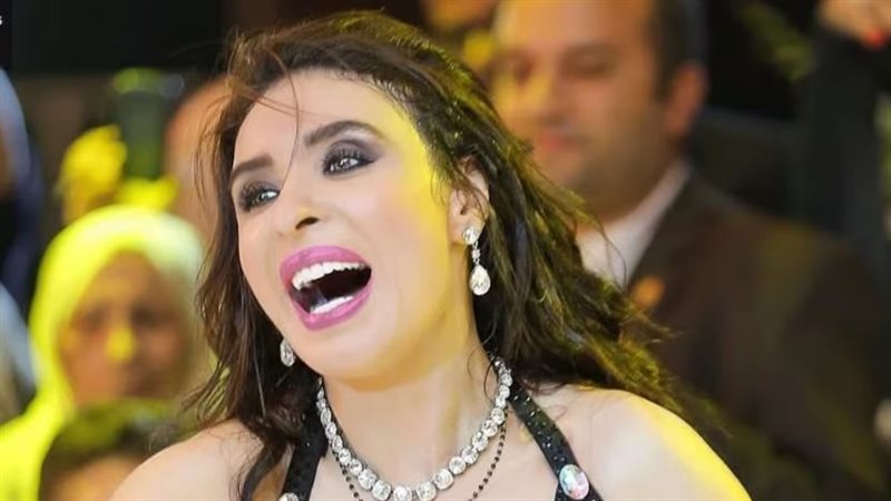 دينـا