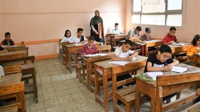 خطأ غير مسبوق في امتحان اللغة العربية : إجراءات صارمة من تعليم القاهرة  كيف تصرفت وزارة التعليم بسرعة؟ 