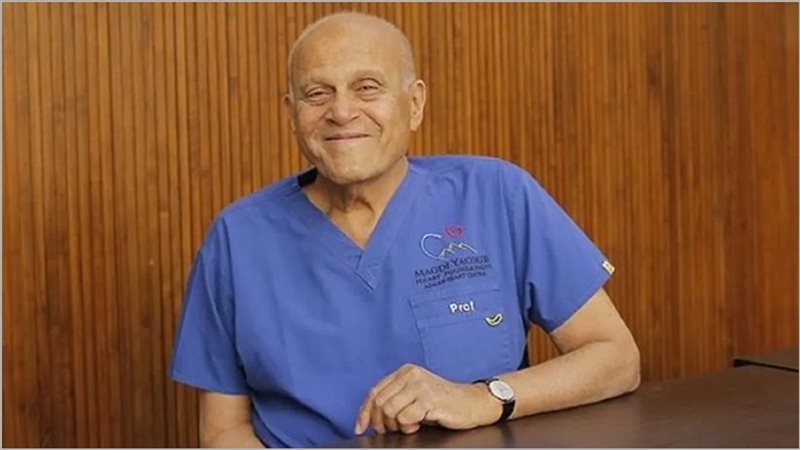 مطار أسوان الدولي
