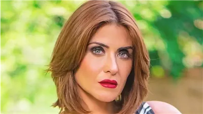 الناس اختلفوا على الأنبياء مش هيختلفوا عليا يعني.. بسبب ملابسها وصورها مع ابنها.. هيدي كرم ترد بطريقتها على المنتقدين