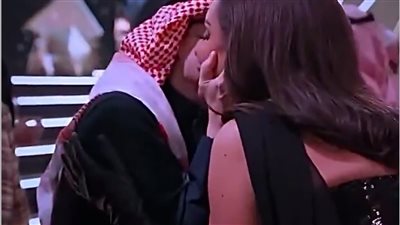 قبلة على أراضي الرياض تقود أنغام وعبد المجيد عبد الله إلى التحقيق: تفاصيل مثيرة للجدل من كواليس Joy Awards 2025
