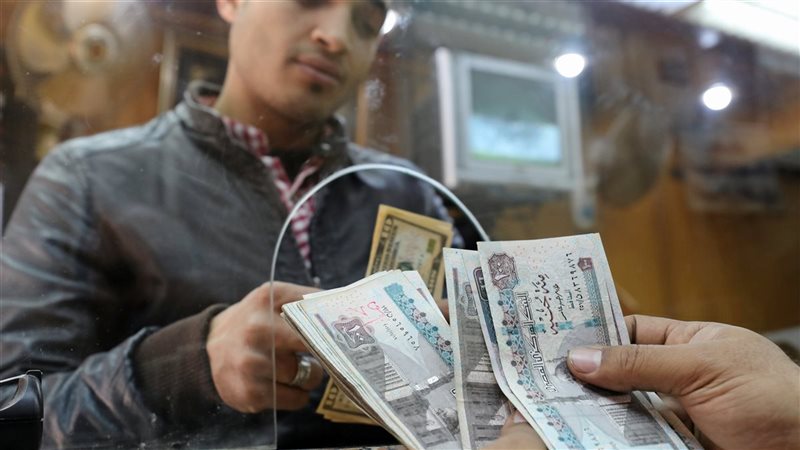 زيادة المرتبات والمعاشات