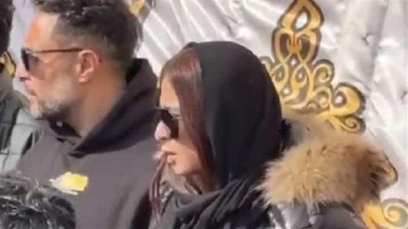 ياسمين عبد العزيز