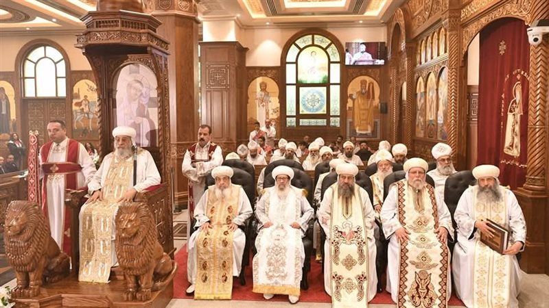 هشام طلعت مصطفى يبني