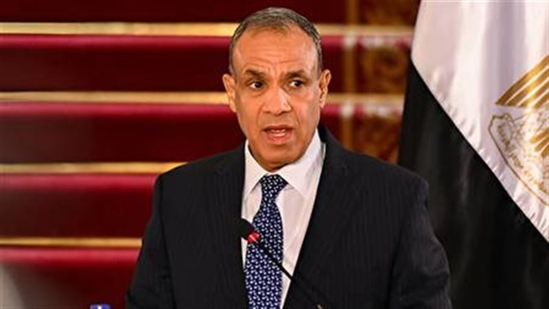 الدكتور بدر عبد العاطي