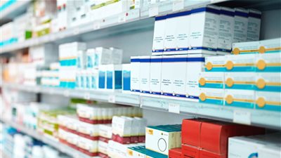 تحريك أسعار الأدوية .. ارتفاع كبير بسعر الدواء الأشهر لعلاج نزلات البرد والسعال للرضع