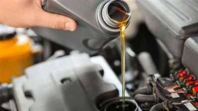 بعد انتشار زيوت السيارات المغشوشة وارتفاع اسعاره بالخطوات اعرف ازاى تحمى نفسك من الواقع فى هذا الفخ