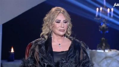 ما سر إيناس الدغيدي للحفاظ على شبابها وتقوم به كل 6 أشهر؟؟.. اعترافات قوية في برنامج شيخ العرافين