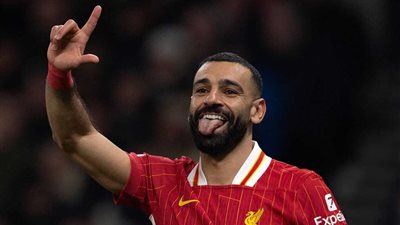 هل محمد صلاح عرض نفسه على نادي برشلونة الفترة الماضية؟
