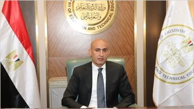  تنسيق الثانوية العامة 2025 تعلن مفاجآت في درجات القبول : مؤشرات الحد الأدني في  القاهرة والجيزة والإسكندرية تثير الجدل – اعرف هتدخل ثانوي عام ولا خدمات؟